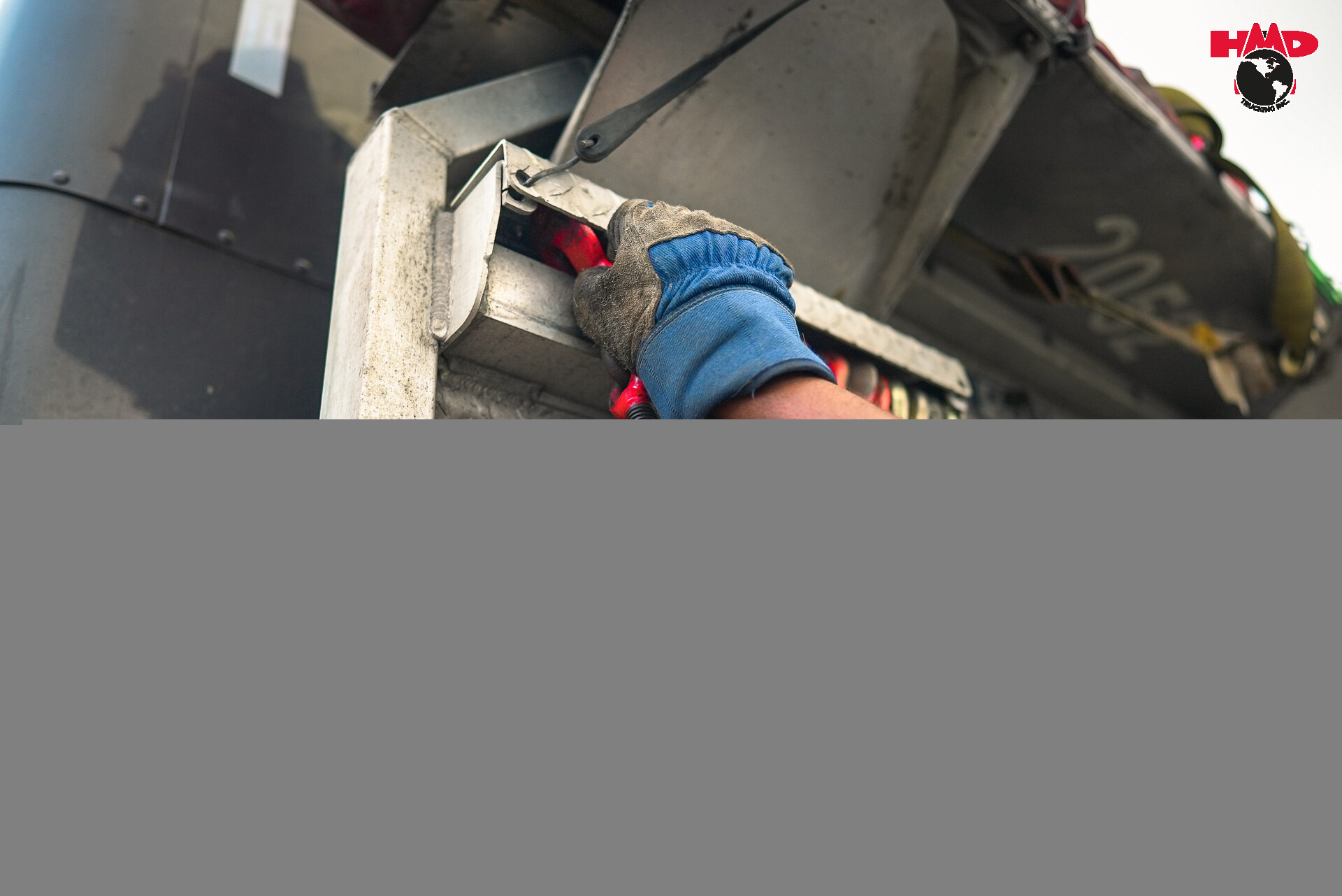 Canvas work gloves for truckers